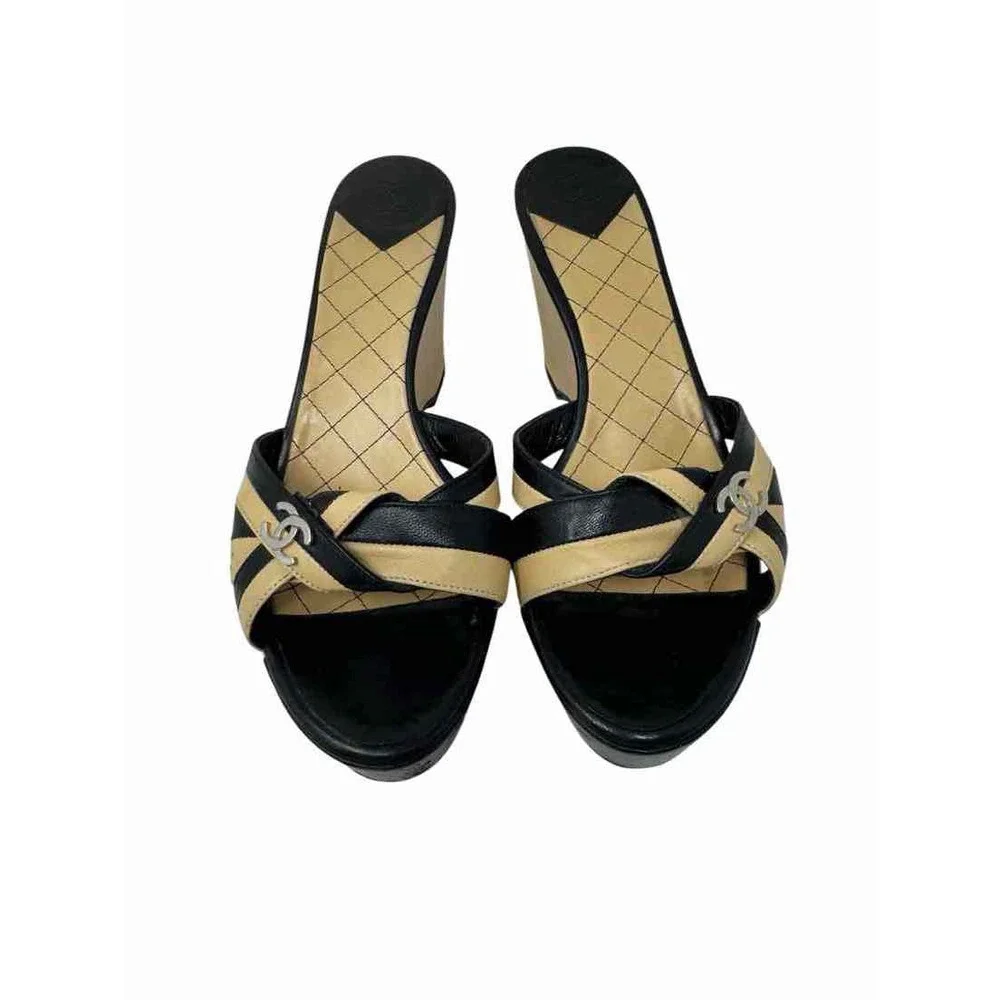 Shoe Size 37.5 Chanel Tan Leather Leather Luxury - Sandals